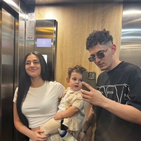 Irina, Familie în București