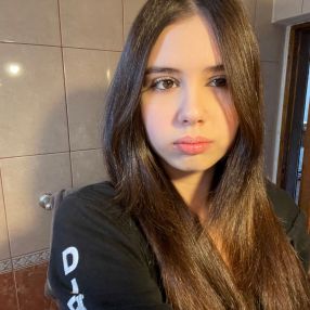 Emma, Babysitter în Băicoi