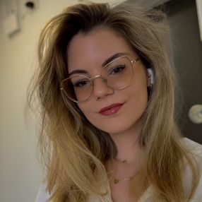 Cristina, Babysitter în Giroc