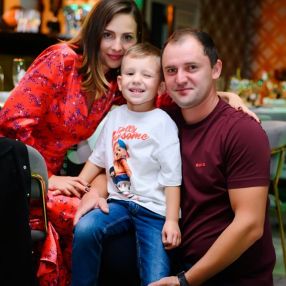 Claudia, Familie în Brăila
