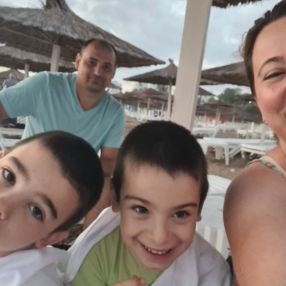 Mihaela, Family in Afumați
