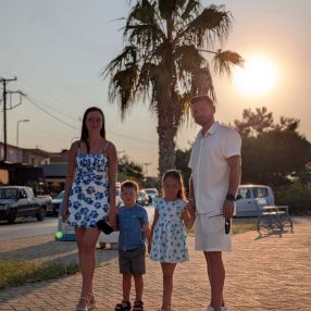 Oana-Sorina, Familie în Galați