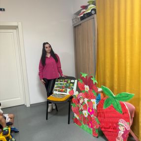 Diana, Babysitter in Focșani