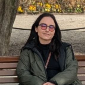 Sawsan, Babysitter in București