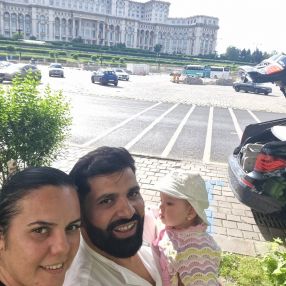 Andreea, Familie în Domnești