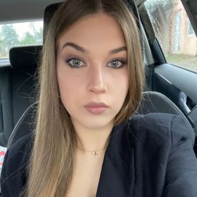 Lorena, Babysitter în Fălticeni