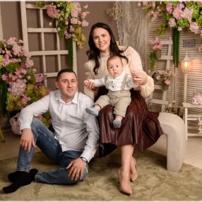 Mădălina, Familie în Suceava