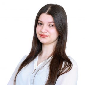 Isabelle, Babysitter în Alba Iulia