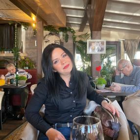Valentina, Family in Ploiești