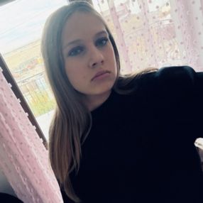 Chertes, Babysitter în Dumbrăvița