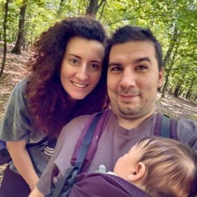 Florina, Familie în Popești-Leordeni