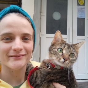 Lavinia, Babysitter în Târgu Jiu