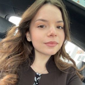 Ardelean, Babysitter in Oradea