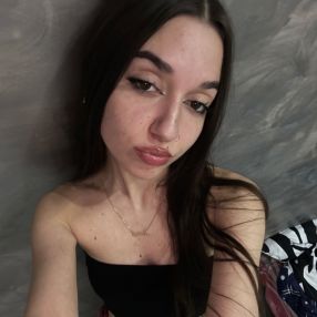 Azaria, Babysitter în Petroșani