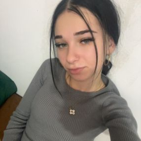 Deea, Babysitter in Măgurele