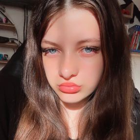 Andreea, Babysitter în Hunedoara