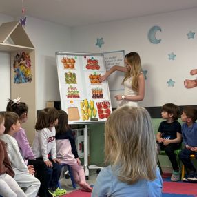 Viviana, Babysitter in Pitești