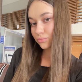 Atomei, Babysitter în Dorohoi