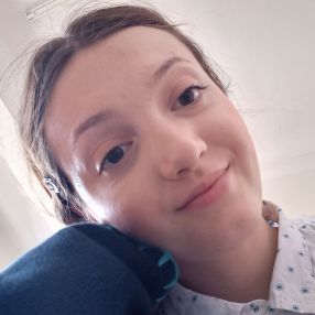 Ana-Maria, Babysitter în București