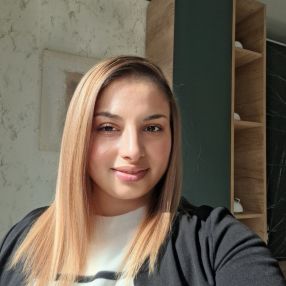 Ploscaru, Babysitter în Baciu