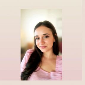 Alisa, Babysitter în Gherla