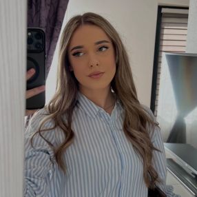 Nadia, Babysitter în Șelimbăr