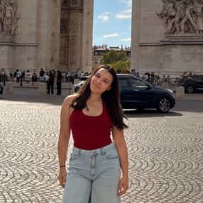 Irene, Babysitter in Suceava