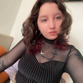 Ana, Babysitter în Hunedoara