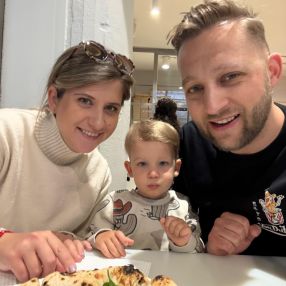 Roxana, Familie în București
