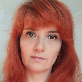 Carmen, Babysitter in Brăila