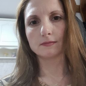 Crina, Babysitter in Satu Mare