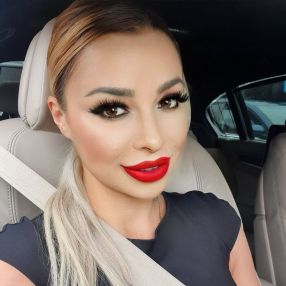 Elena, Familie în București