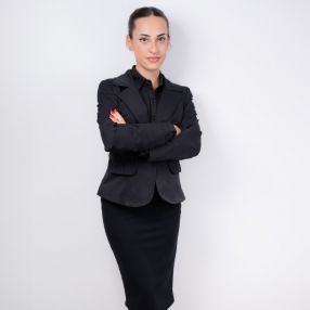 Luisa, Babysitter in Târgu Jiu