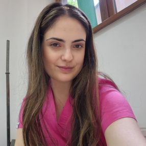 Mustățea, Babysitter în Bragadiru