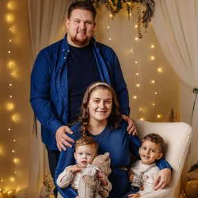 Robert, Familie în Dumbrăveni