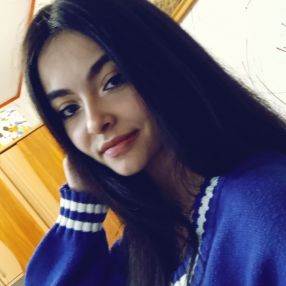 Theodora, Babysitter in Brăila