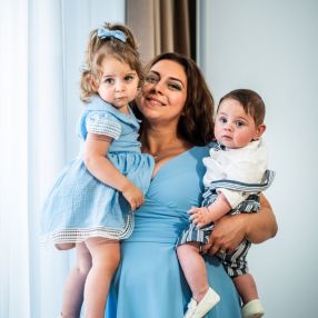 Raluca, Familie în Craiova