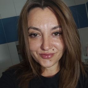Elena, Babysitter în Zărnești