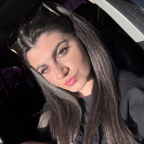 Paula, Babysitter în Târgu Mureș
