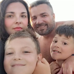 Bartos, Family in Zărnești