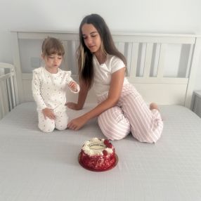 Elena Mihaela, Family in Pitești