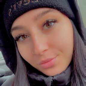 Roxana Elena, Babysitter in Onești