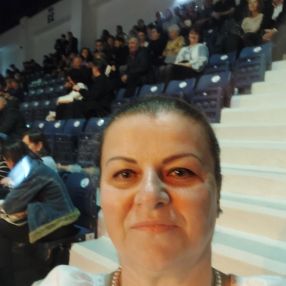 ZORIȚA, Babysitter în Oradea