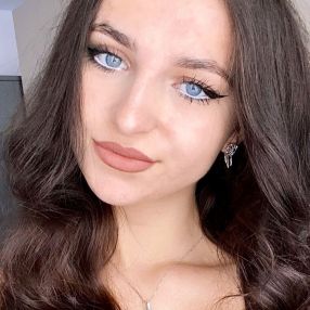 Alexia, Babysitter în Băicoi