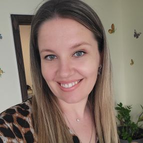 Marcela, Babysitter în București