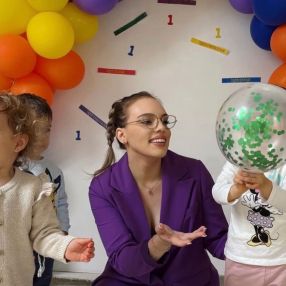 Andrada Elena, Babysitter în Alba Iulia