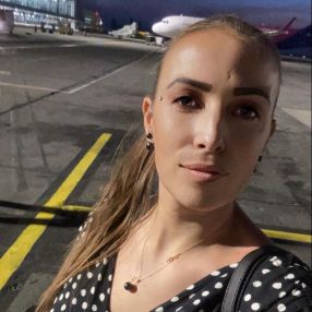 Laura, Babysitter în Timișoara