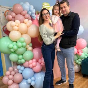 Nina, Family in Mediaș