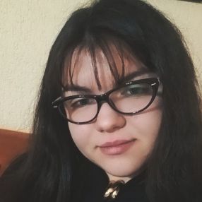 Alexiamaria, Babysitter în Deva