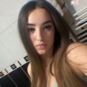 Andreea, Babysitter în Constanța